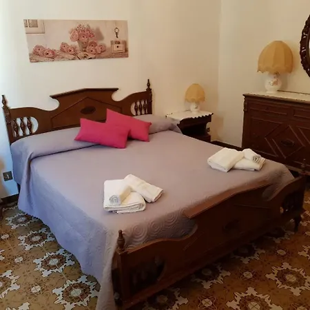 A Casa Di Nonna Gio Apartment *