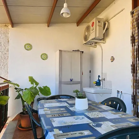 A Casa Di Nonna Gio Apartment *